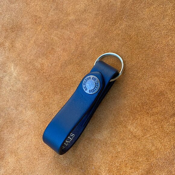 Filson leather tool keychain set - Picture 7 of 11